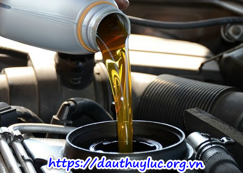 Thay dầu mới cho ô tô của bạn
